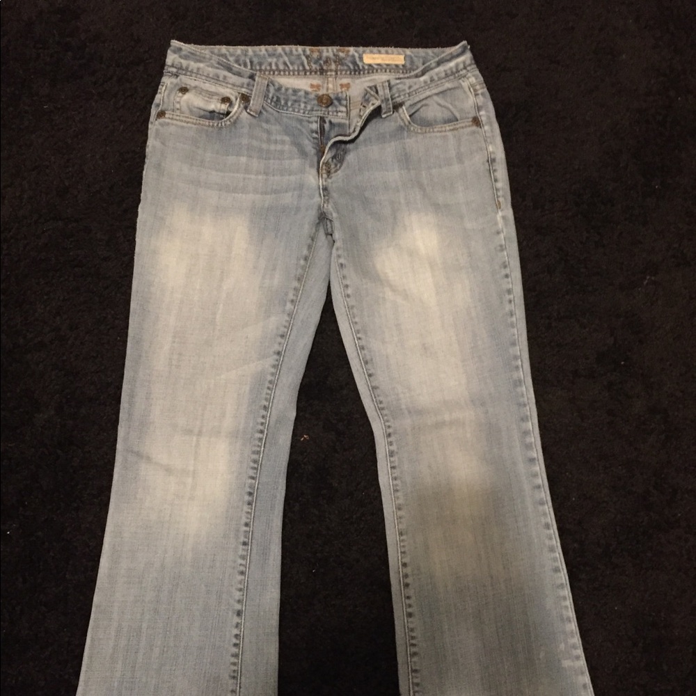 A Chip and Pepper Production jeans